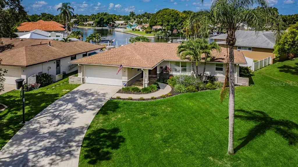 1498 54th Avenue NE St Petersburg FL 33703