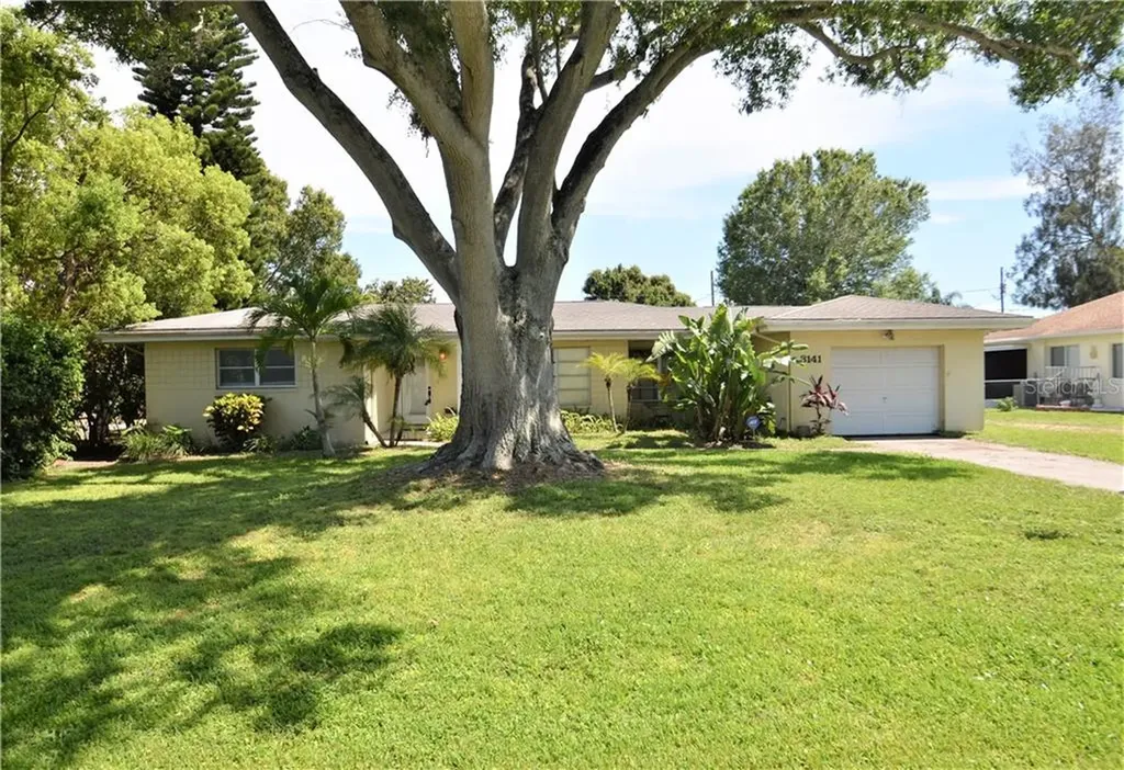3141 Drew Street Clearwater FL 33759