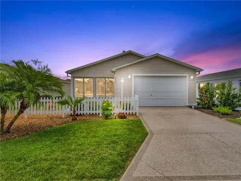 2338 Pine Ridge Street The Villages FL 32162