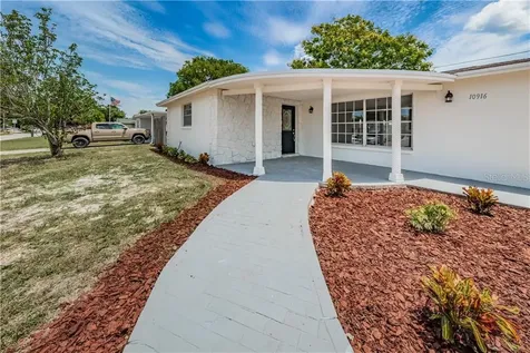 10916 Hillcrest Avenue Port Richey FL 34668