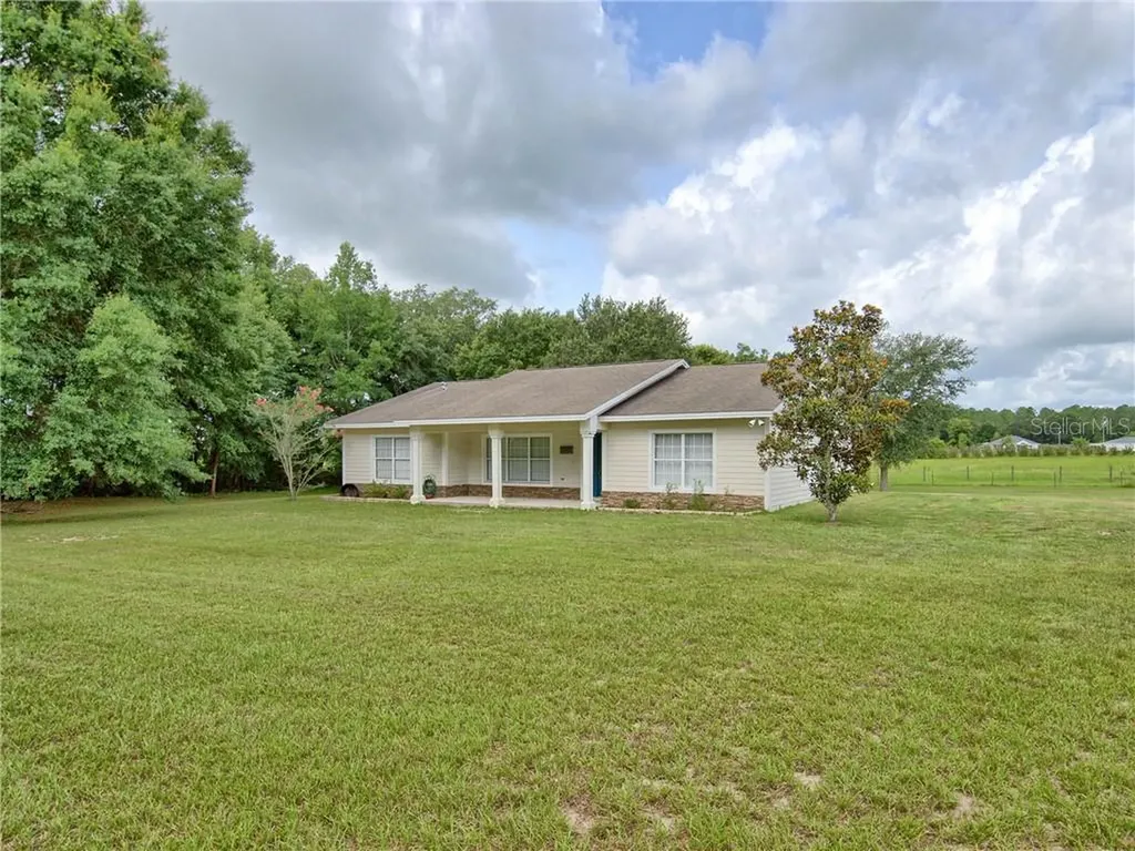 13792 County Road 101 Oxford FL 34484
