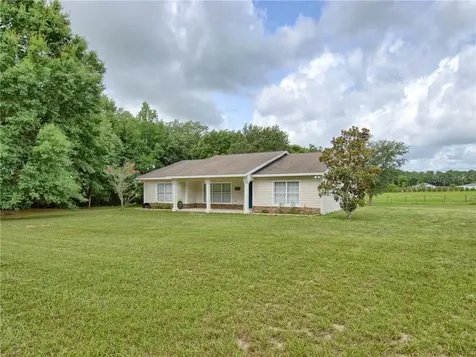 13792 County Road 101 Oxford FL 34484