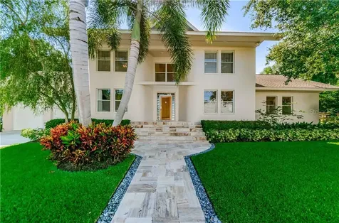 2114 S Venus Street Tampa FL 33629