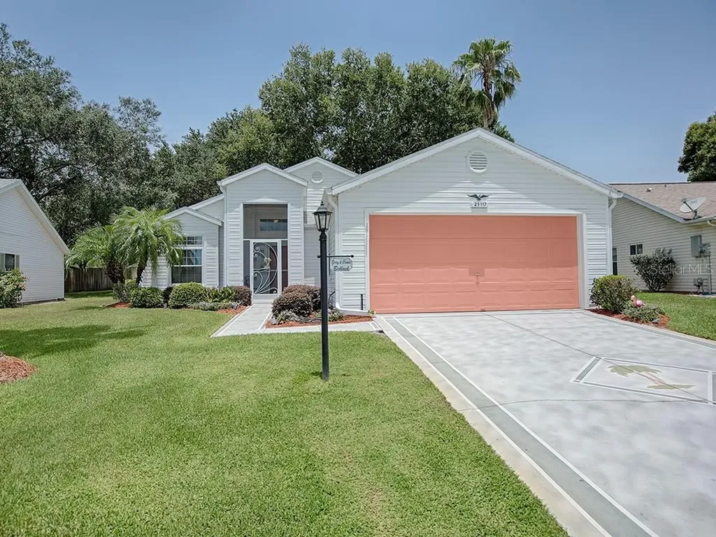 25117 Meriweather Road Leesburg FL 34748