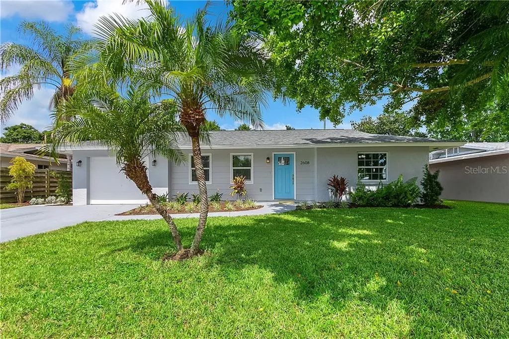2608 30th Street W Bradenton FL 34205