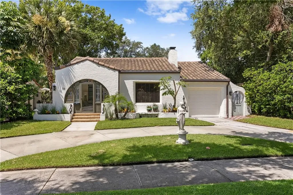 721 Snell Isle Boulevard NE St Petersburg FL 33704