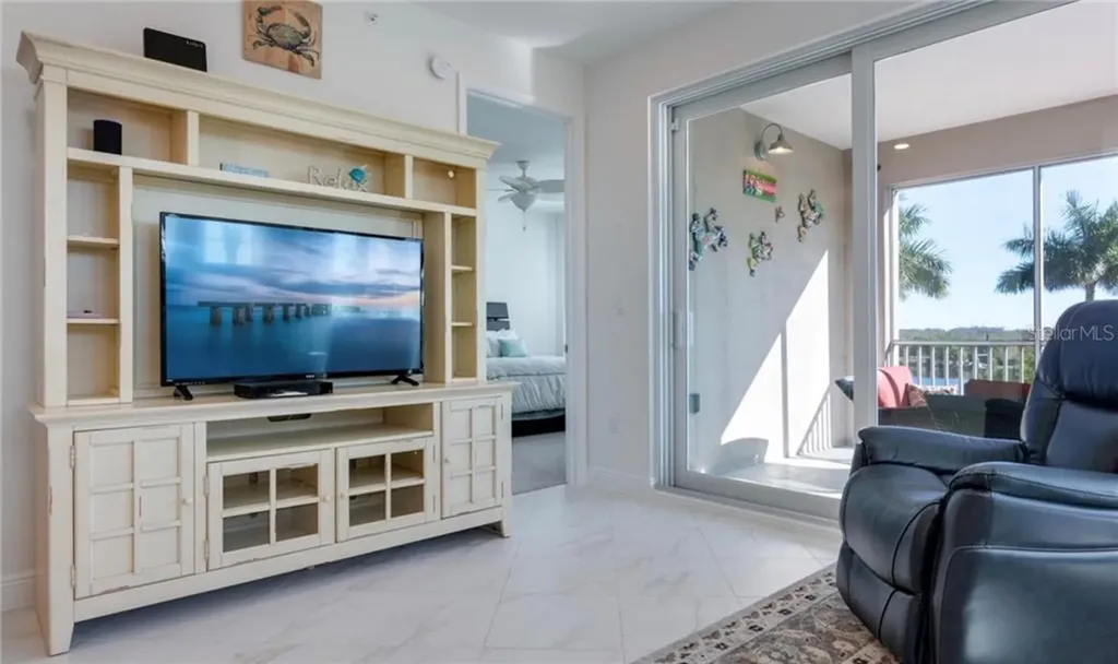 395 Aruba Circle Bradenton FL 34209