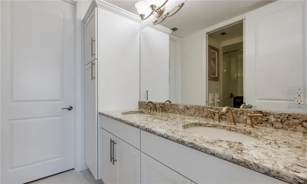 395 Aruba Circle Bradenton FL 34209