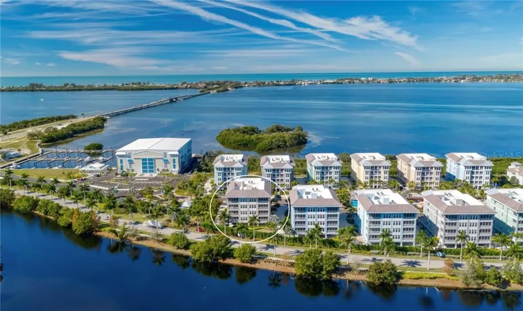 395 Aruba Circle Bradenton FL 34209