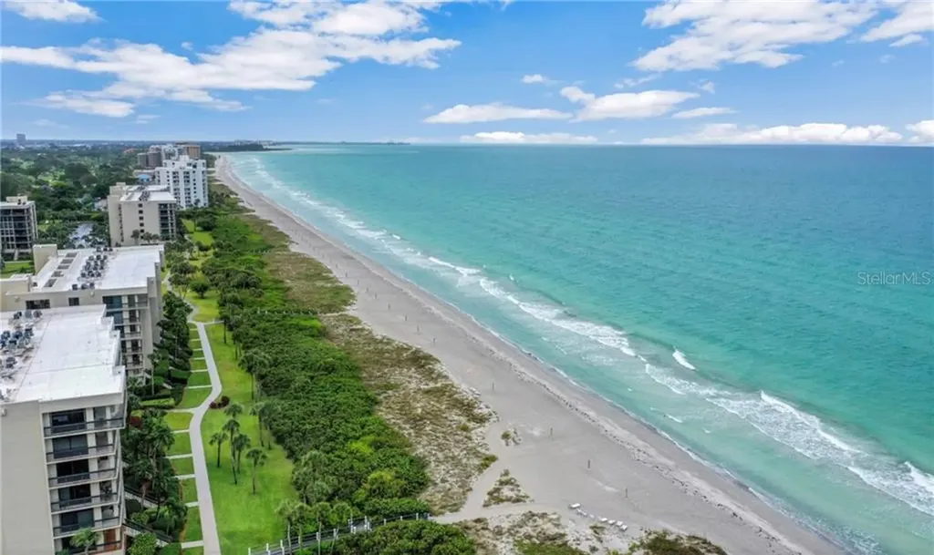 395 Aruba Circle Bradenton FL 34209