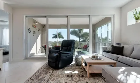 395 Aruba Circle Bradenton FL 34209