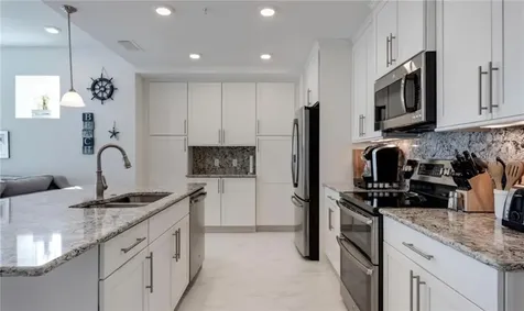 395 Aruba Circle Bradenton FL 34209