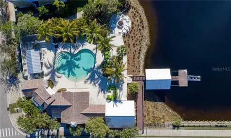 395 Aruba Circle Bradenton FL 34209