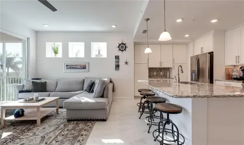 395 Aruba Circle Bradenton FL 34209