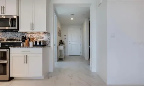 395 Aruba Circle Bradenton FL 34209