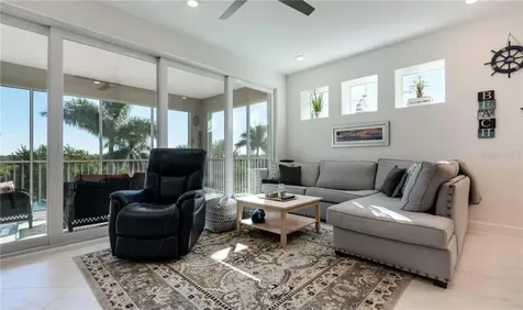 395 Aruba Circle Bradenton FL 34209