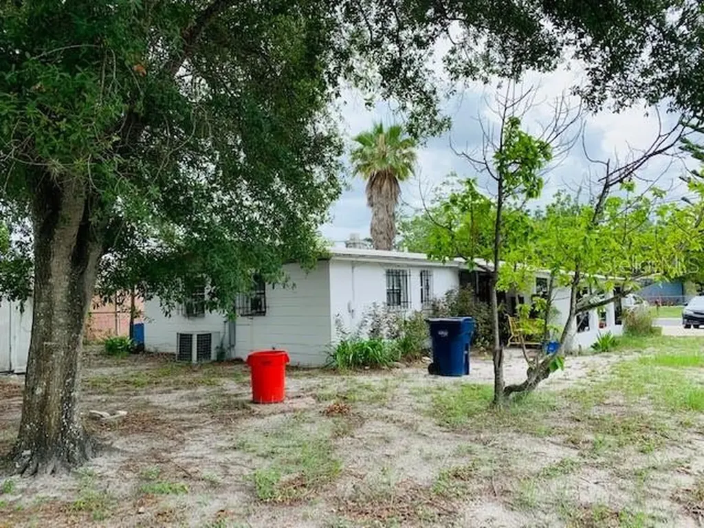 3402 Carioca Court Tampa FL 33605