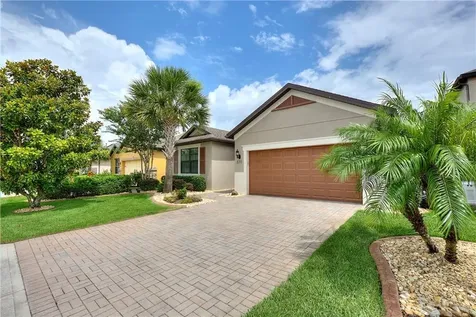 530 Cadiz Drive Davenport FL 33837
