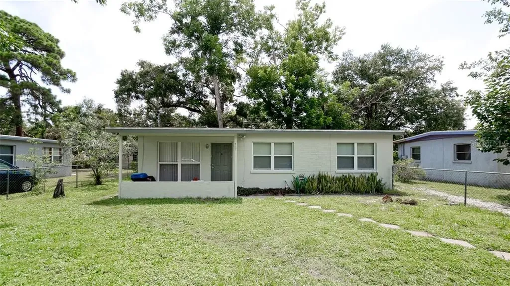 807 27th Street Court E Bradenton FL 34208