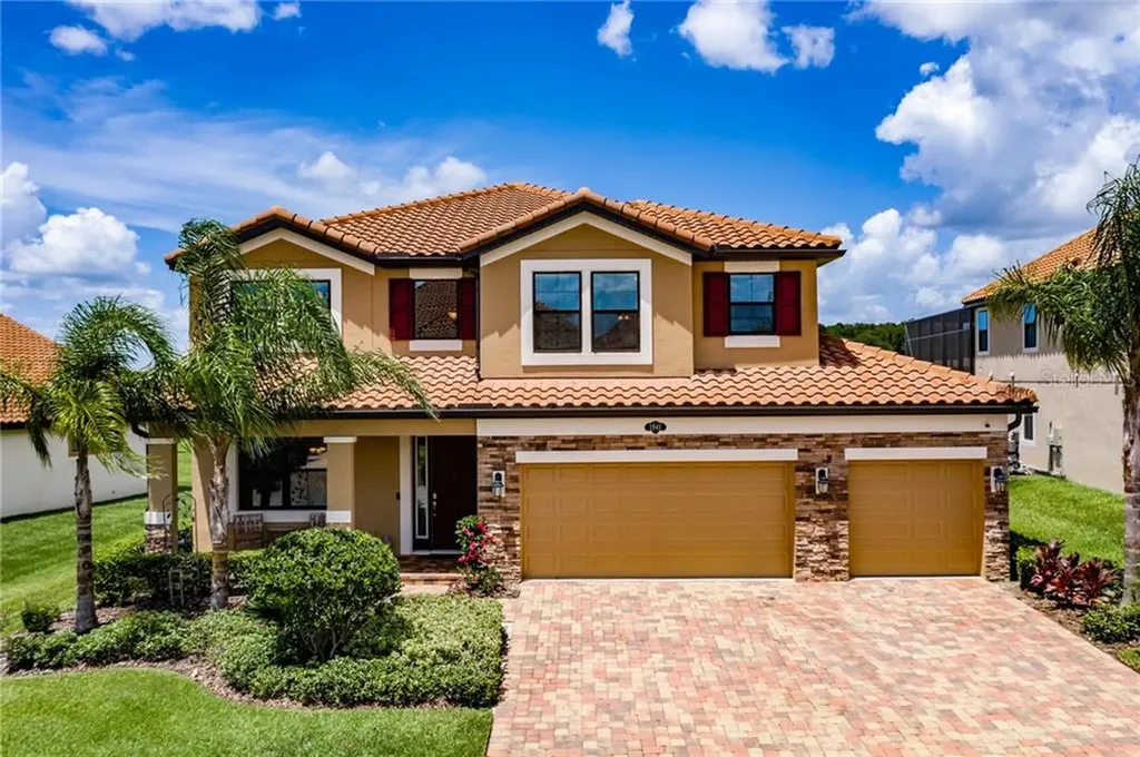 1941 Via Lago Drive Lakeland FL 33810