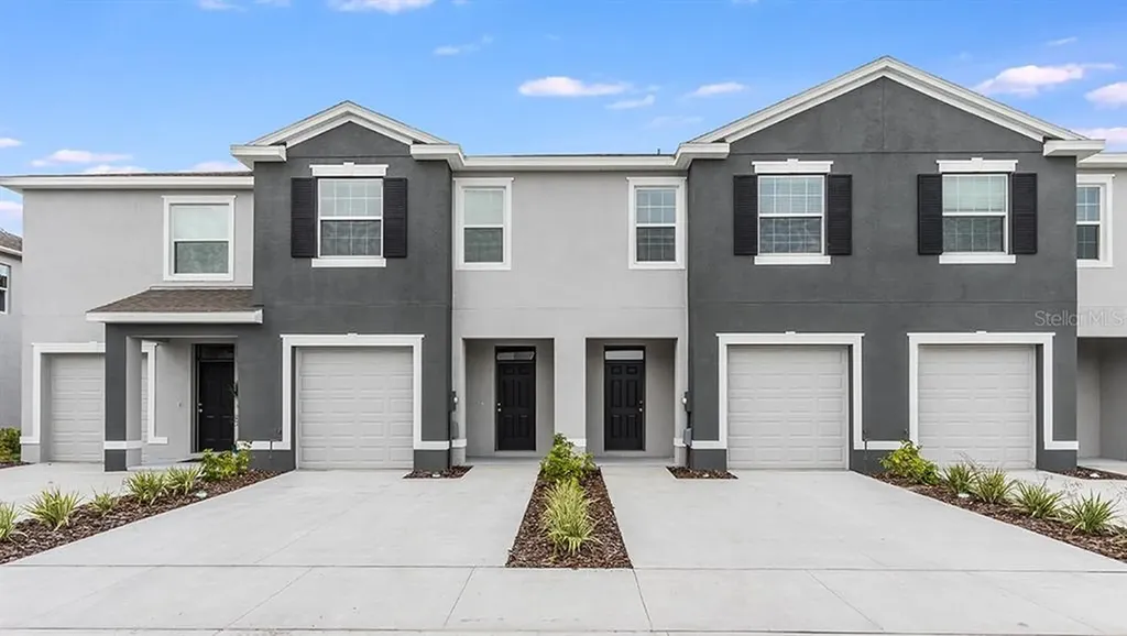756 Barclay Wood Drive Ruskin FL 33570