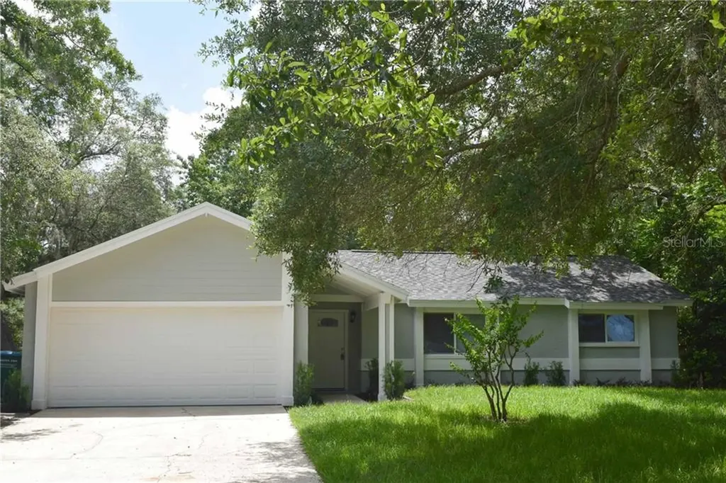102 Whispering Pines Court Sanford FL 32773