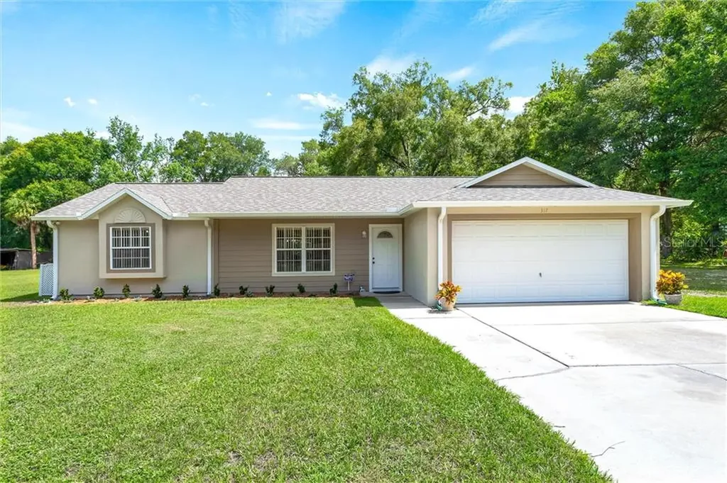 317 W Palmetto Avenue Deland FL 32720