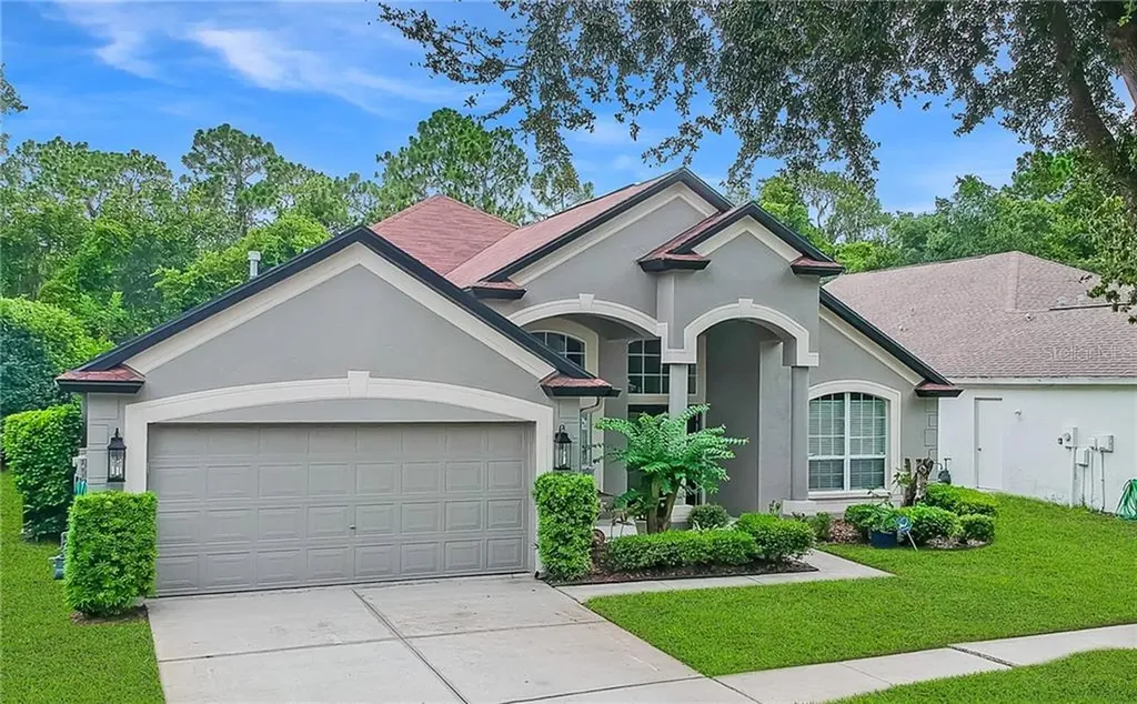 5905 Tealwater Place Lithia FL 33547