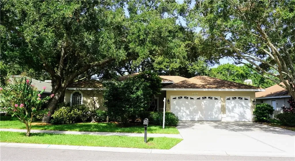 1711 Country Trails Drive Safety Harbor FL 34695