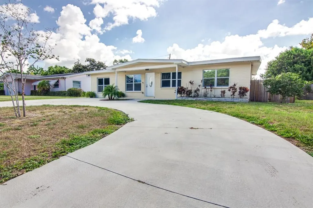 11605 108th Street Largo FL 33778