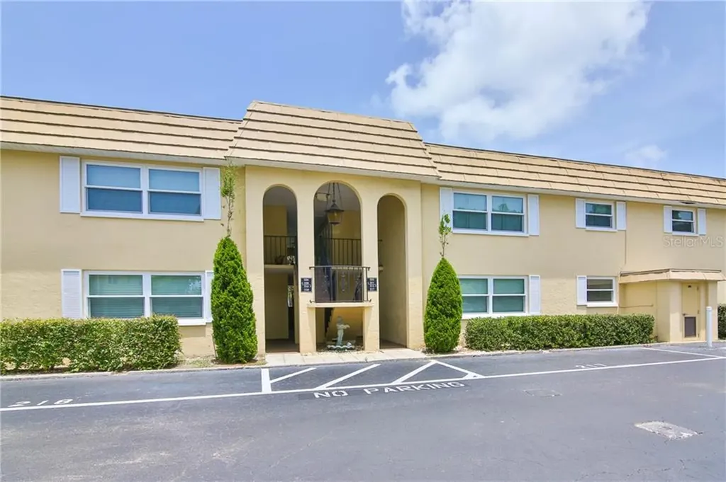5800 Hollywood Boulevard Sarasota FL 34231