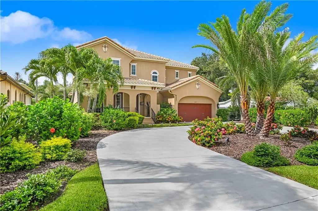 1079 Snell Isle Boulevard NE St Petersburg FL 33704