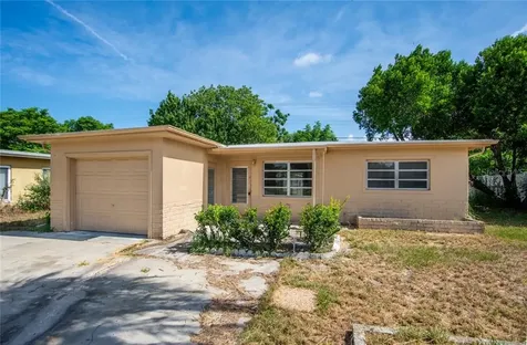 7037 Bougenville Drive Port Richey FL 34668