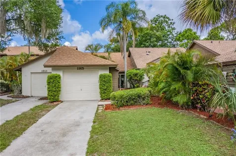 1915 Bayshore Court Safety Harbor FL 34695