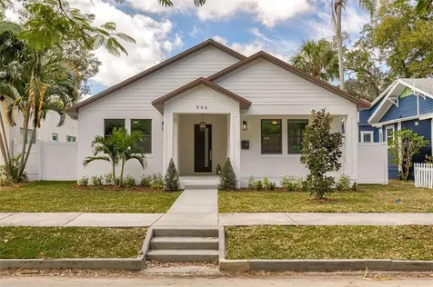 946 13th Street N St Petersburg FL 33705