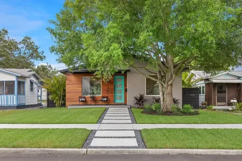 5040 Dartmouth Avenue N St Petersburg FL 33710