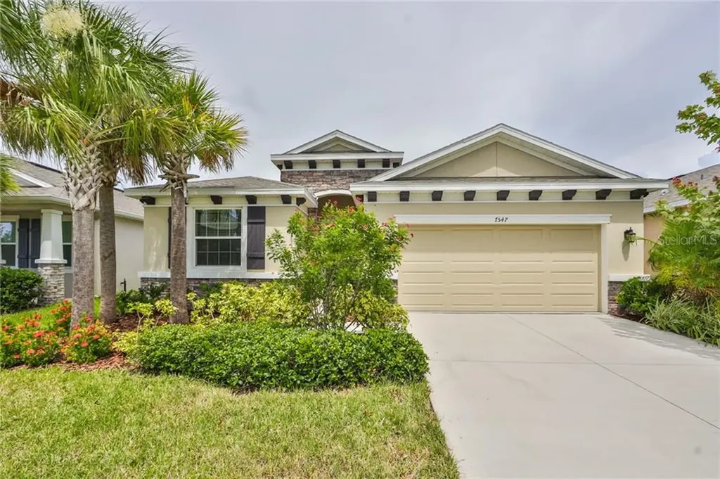 7547 Lantern Park Avenue Apollo Beach FL 33572