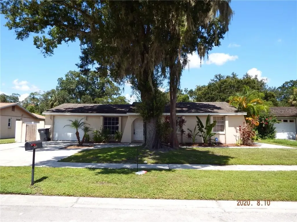 3675 Sugarcreek Drive Tampa FL 33619