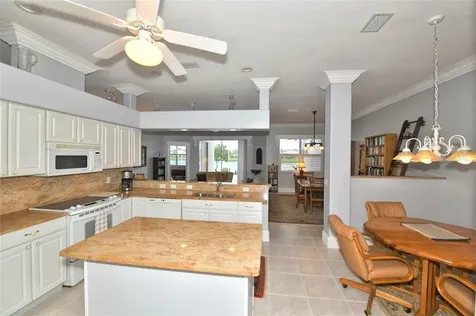 4590 Samoset Drive Sarasota FL 34241