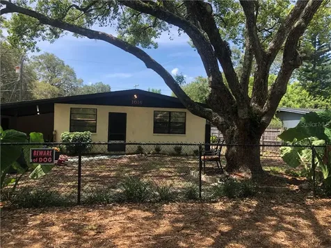 1016 Leisure Avenue Tampa FL 33613