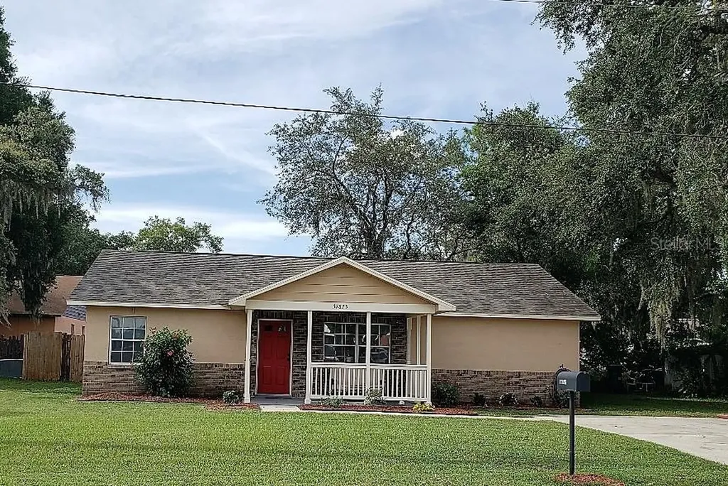37825 14th Avenue Zephyrhills FL 33542