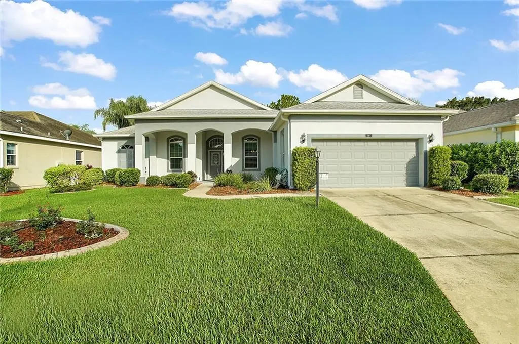 24614 Madewood Avenue Leesburg FL 34748