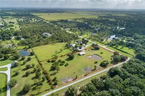 7220 County Road 675 Bradenton FL 34211