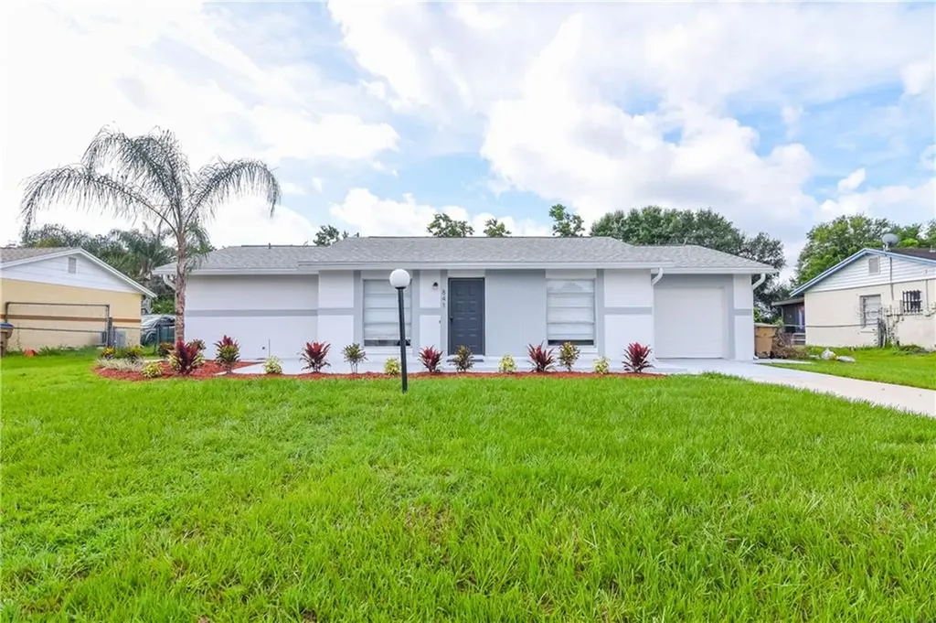841 W Birchwood Circle Kissimmee FL 34743