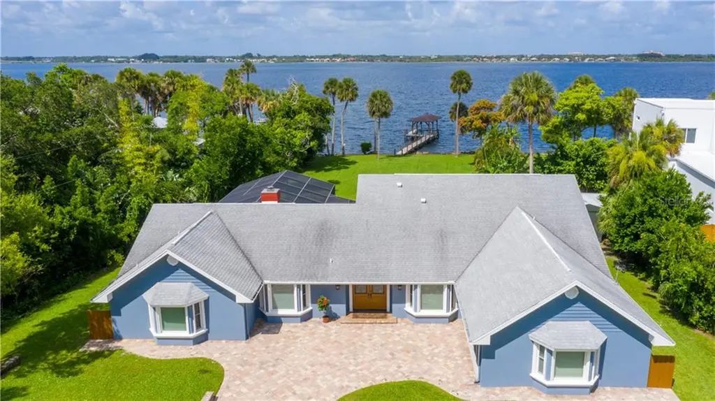 7215 S Tropical Trail Merritt Island FL 32952