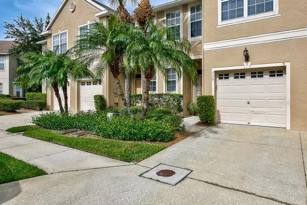 739 Vallance Way NE St Petersburg FL 33716