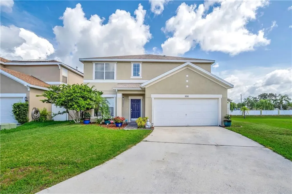 906 Windsor Estates Drive Davenport FL 33837