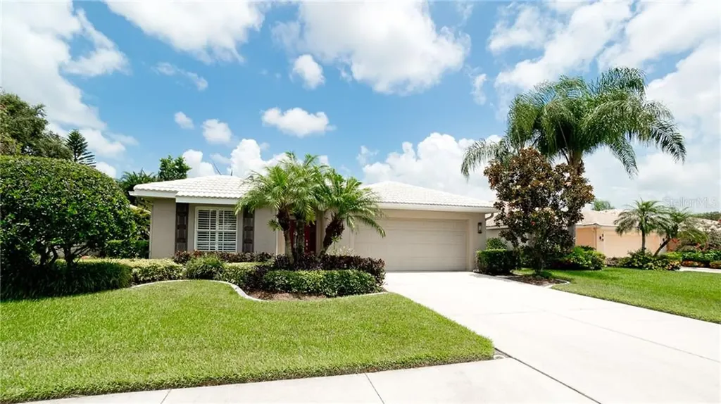 5111 Brooksbend Circle Sarasota FL 34238