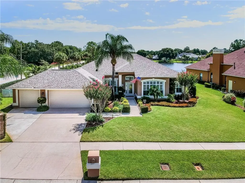 2202 Hickory Ridge Drive Valrico FL 33596