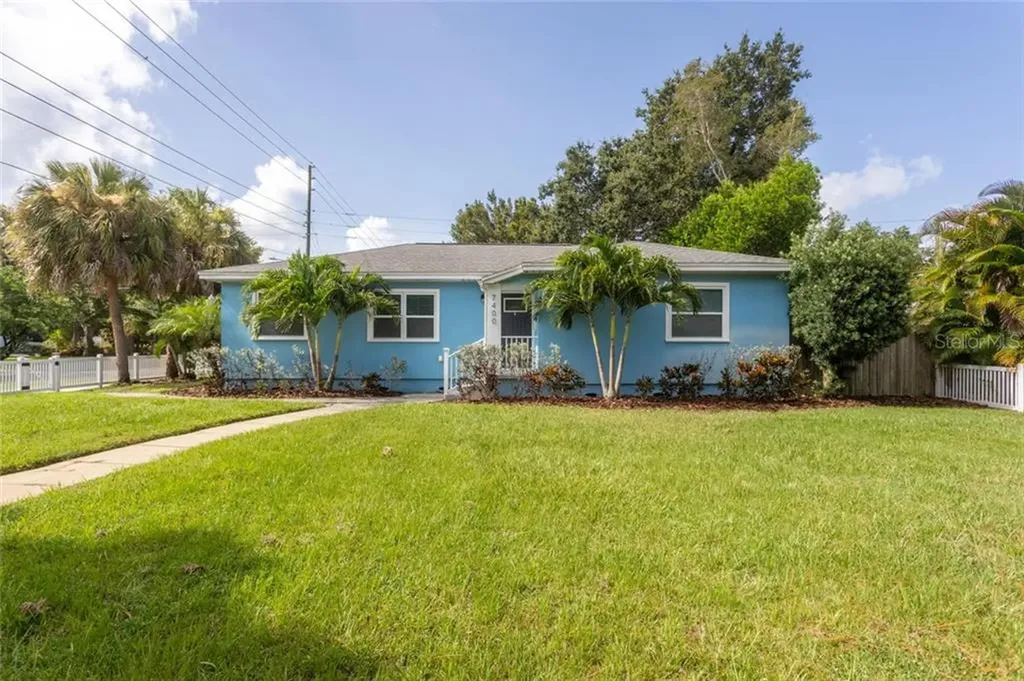 7400 Dartmouth Avenue N St Petersburg FL 33710